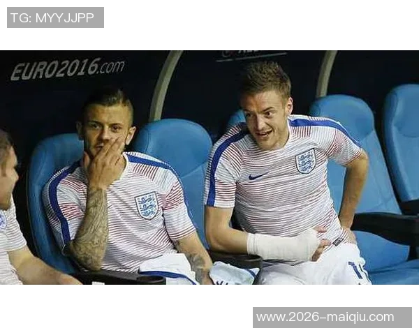 刘浩帆小禁区内解围失误险酿乌龙球队友遭殃令人捏把汗